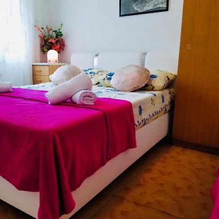 Suncica Apartments Kaštela Exteriér fotografie