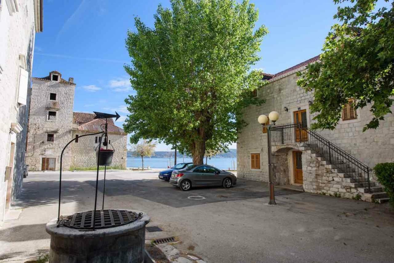 Suncica Apartments Kaštela Exteriér fotografie